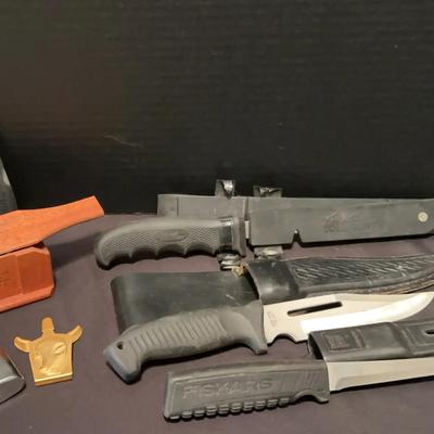 Knives for Hunting and Fishing