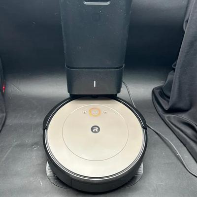 BK159 IRobot Roomba I4 W/Base Station