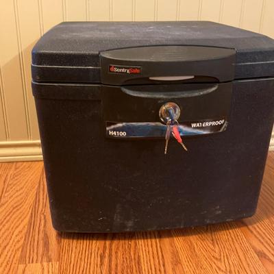BK327 Sentry Safe