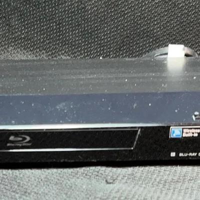 BK210 Blu-Ray DVD Player