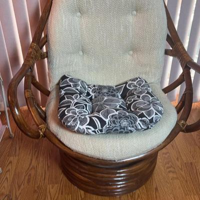 BK133 Twill Indoor Swivel Chair