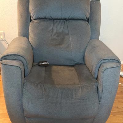 BK103 So Cozi Massage Recliner