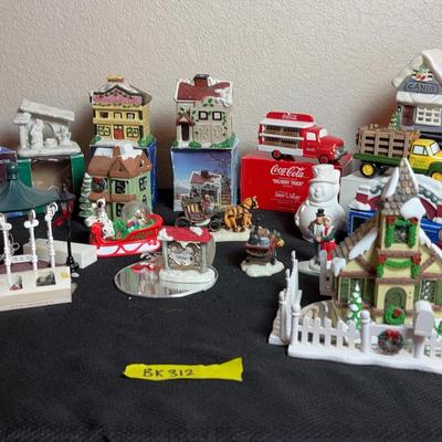 BK312 Christmas Village 