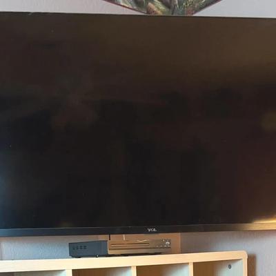 BK204 42in TCL Roku TV