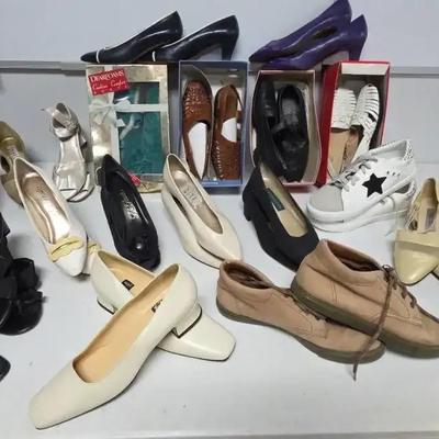 Mixed Ahow Lot Sizes 6.5. And   7.5.  And  8