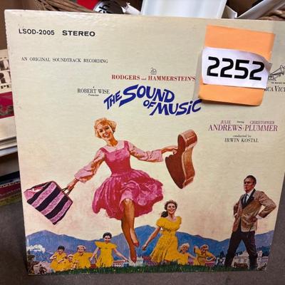 Sale Photo Thumbnail #376