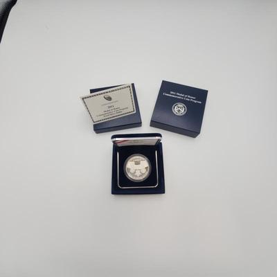 Lot 1172 2011 medal of honor commerative silver dollar coin
