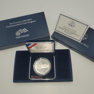 Lot 1077 sf old mint commerative 2006