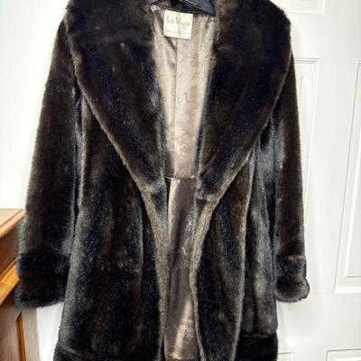 Sale Photo Thumbnail #452