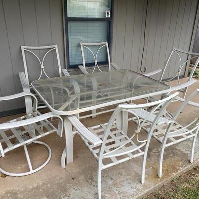 Patio Set & Chaise Lawn Chairs