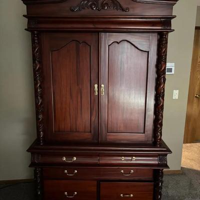 TV Armoire
