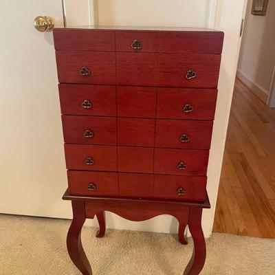 Sale Photo Thumbnail #4: Silver storage chest 