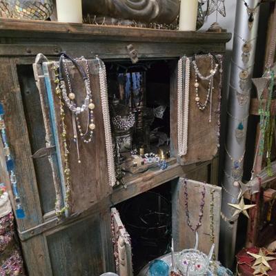 Sale Photo Thumbnail #131