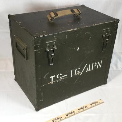 Signal Crops Us Army Test Radio Box. 1944 WWII
