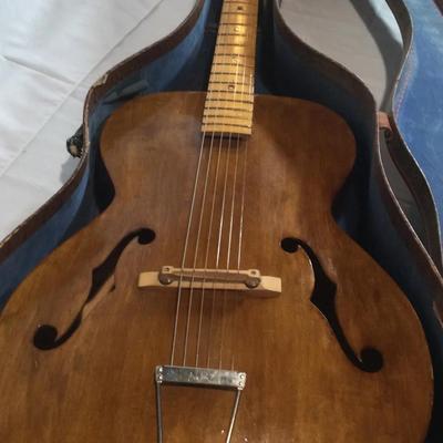 F Hole Vintage Archtop Acoustic Guitar, Key.