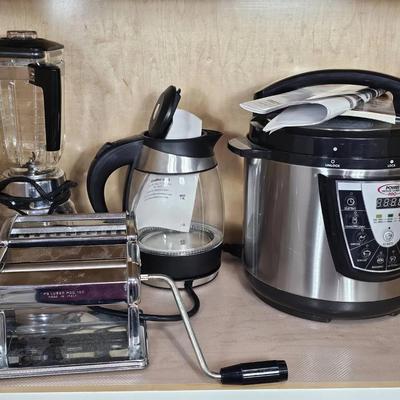 Power Pressure Cooker XL Pro (1) + Contents Of Shelf (3)