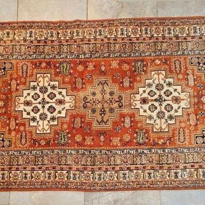 Hand Woven Oriental Area Rug 4'x7' Made In India