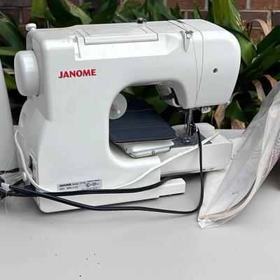 Janome Sewing Machine,Case & Supplies (3)