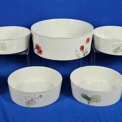 Block Spal Watercolors 'Geranium' Serving Bowl (1) + Soup Bowls (8) By Mary Lou Goertzen