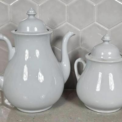 J & G Meakin Hanley Ironstone Teapot (1) + Lidded Sugar Bowl (1) Made In England 