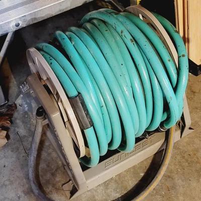 Hose Roller With All Shown Hose