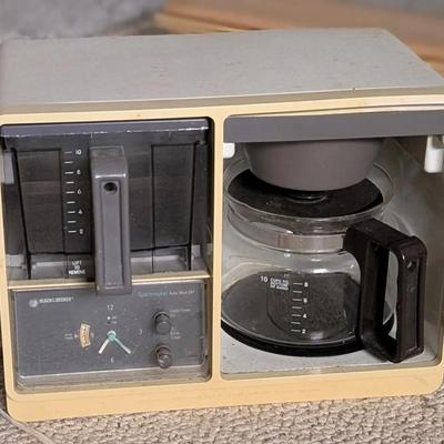1987 Black & Decker Space-saving Coffee Machine