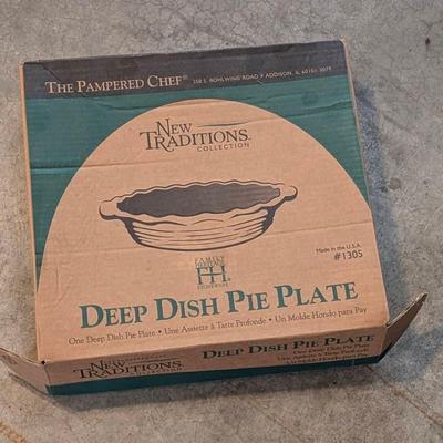Pampered Chef Deep Dish Pie Plate 