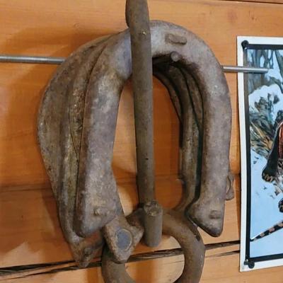 Prim Cast Iron Lot Horse Shoes Hook 2 Rings