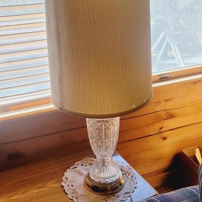 2pc Crystal Lamps Gold Tone Base 