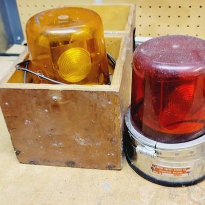 2pc Vintage Flashing Safety Lights Red Yellow 