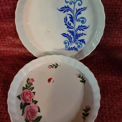 Floral And Swirl 9" Tart Pans Vintage Ceramic 