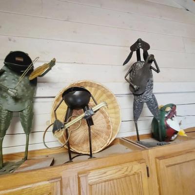 Frog And Dog Musician Figures X4 Tlc