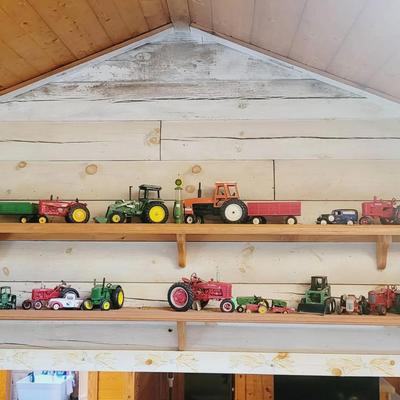 Large Tractor Figure Lot Bottom Shelf Many Figures