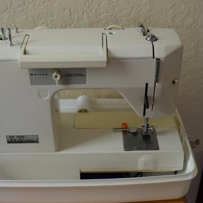 Sale Photo Thumbnail #35