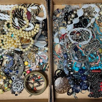 Sale Photo Thumbnail #49