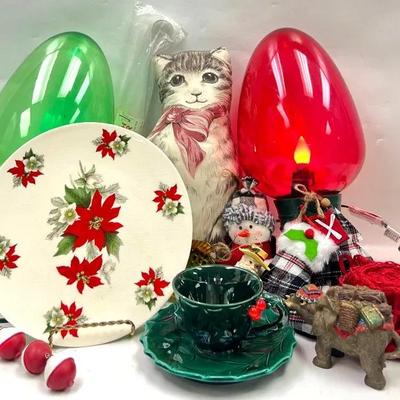 Vintage “Lefton” Dishes & Christmas Decor