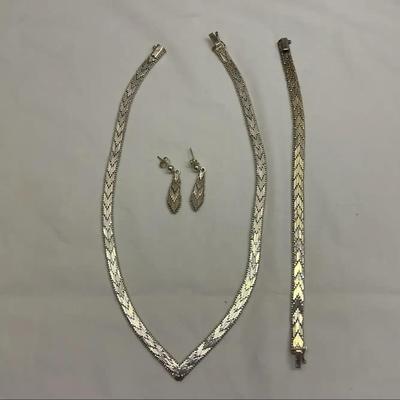 925 Sterling Silver Necklace And Bracelet 