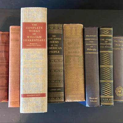 Vintage Books – Poetry, Philosophy, Physics, Shakespeare & More