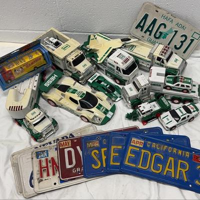 Hess Toy Truck & License Plate Lot – Vintage Hess Fleet Collection