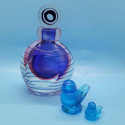 Fifth Avenue Crystal Art Glass Bottle & Pair of Signed Ron Ray Bluebirds of Happiness