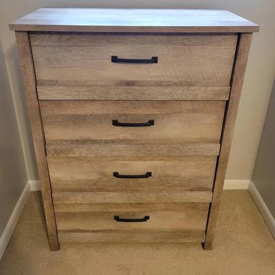 4-Drawer Chest of Drawers