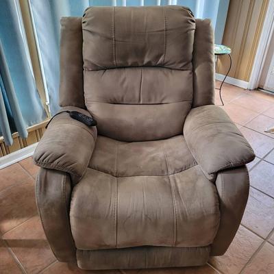 Electric Recliner W/Lumbar