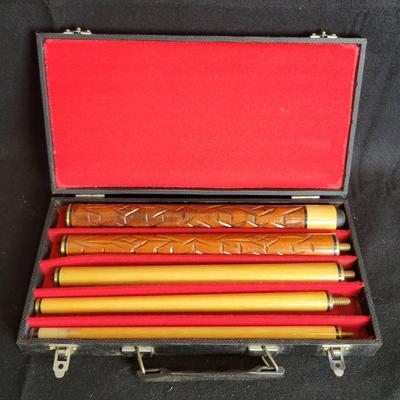 Vintage 5-pc Carved Wood Pool Cue in Felt lIned Box-56 3/8" when assembled