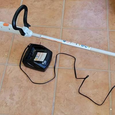 Stihl FSA57 Trimmer w/charger