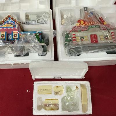 Hawthorne Village Rudolphs Christmas Town Nursery & Donners Diner