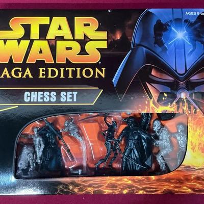 Star Wars Saga Edition Chess Set SEALED