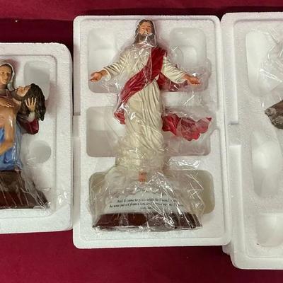 Danbury Mint A Mothers Love, The Ascension, Passion of Christ