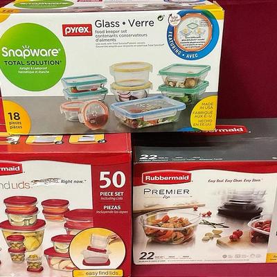 Rubbermaid And Snapware Sets