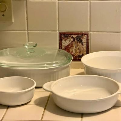 (4) Casserole Dishes feat. Corningware