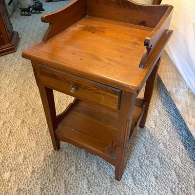 Chippendale Style Tray Top Nightstand 